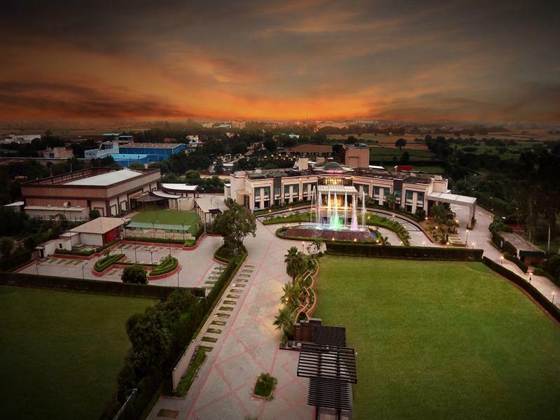City Park Resort Bahādurgarh Exterior foto